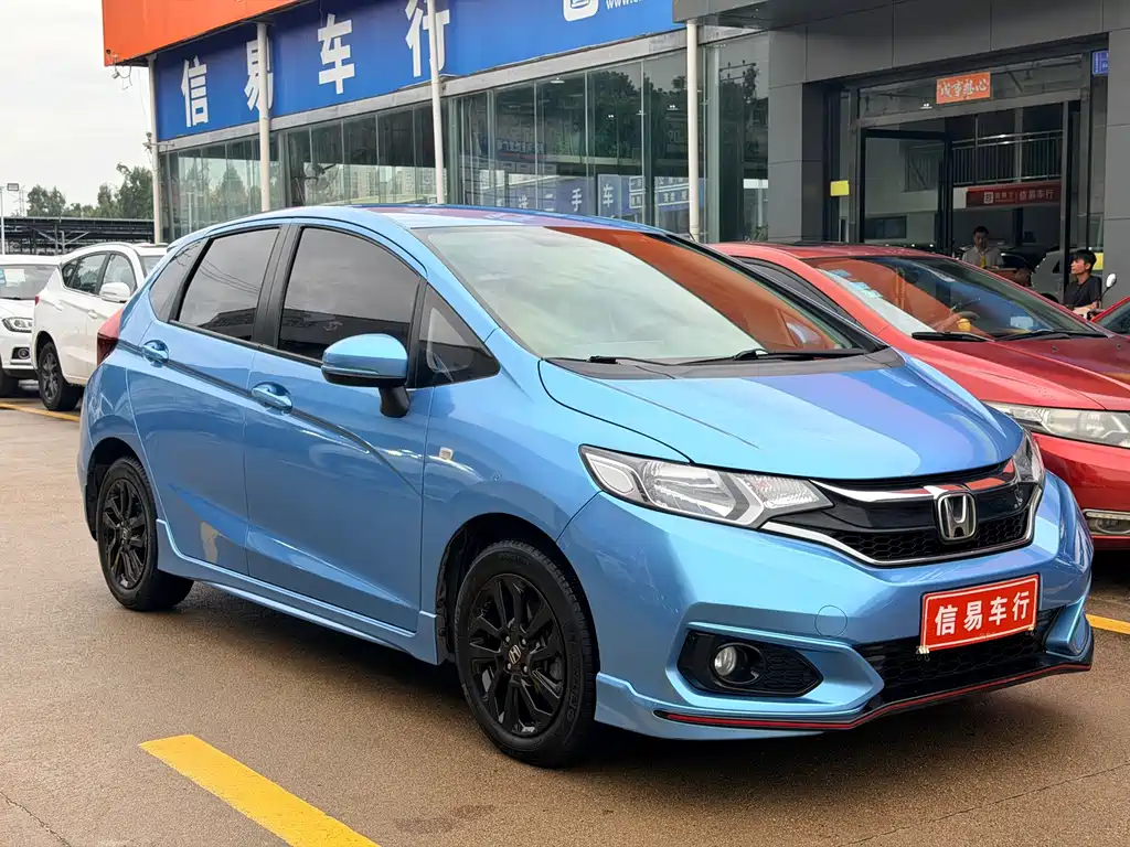 Honda Fit — фото 3