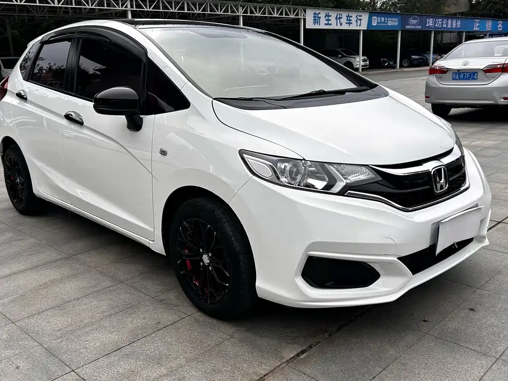 Honda Fit — фото 2