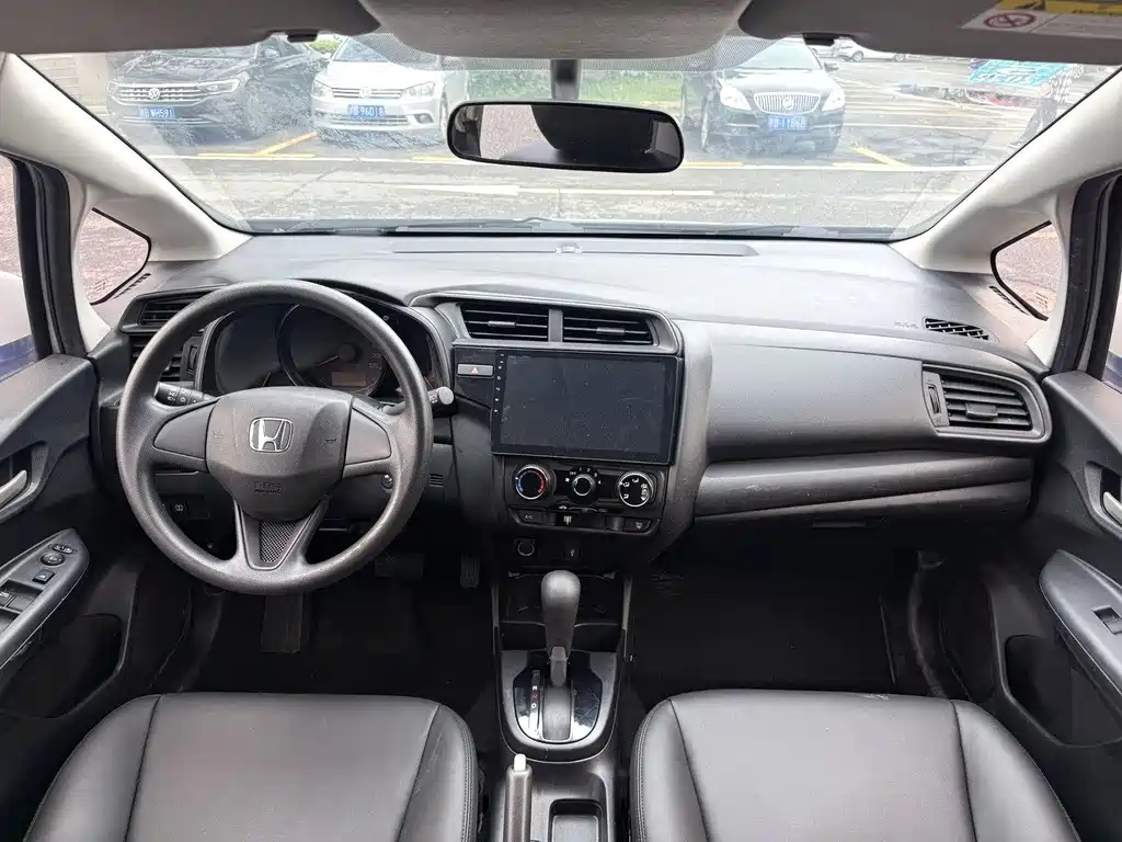 Honda Fit — фото 6