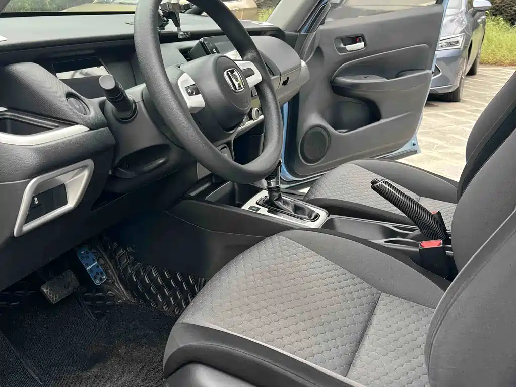 Honda Fit — фото 6
