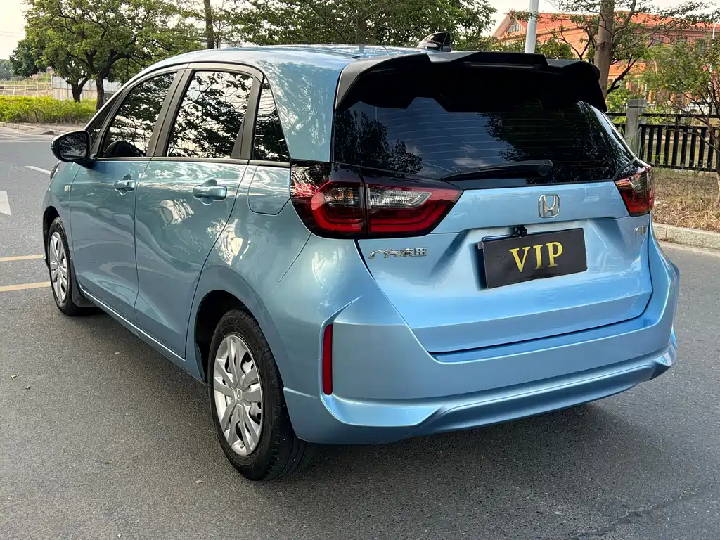 Honda Fit — фото 9