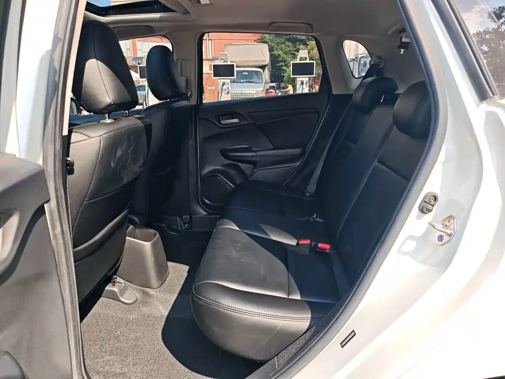 Honda Fit — фото 23