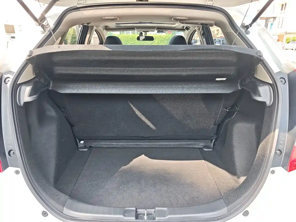 Honda Fit — фото 25