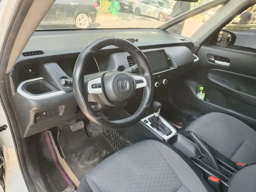 Honda Fit — фото 4