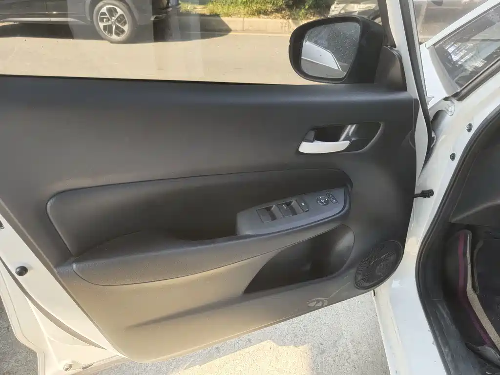 Honda Fit — фото 5