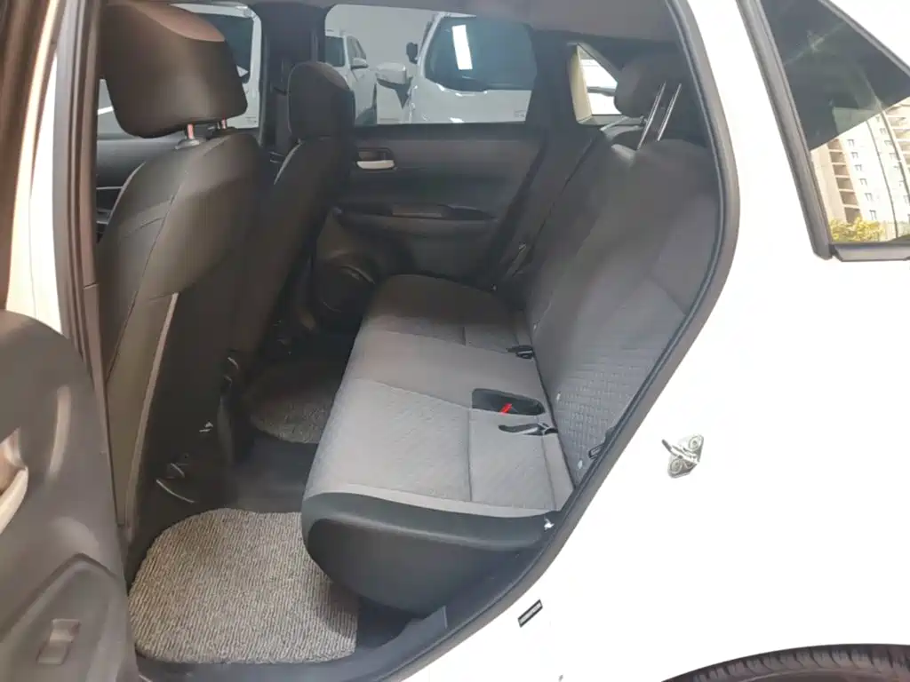 Honda Fit — фото 17