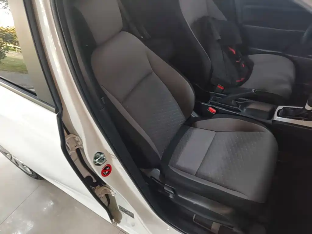 Honda Fit — фото 25