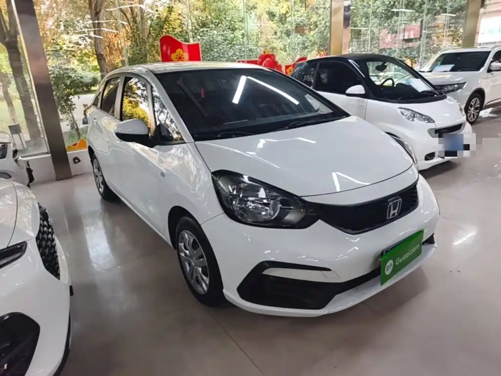 Honda Fit — фото 4