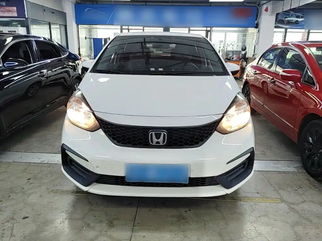 Honda Fit — фото 3