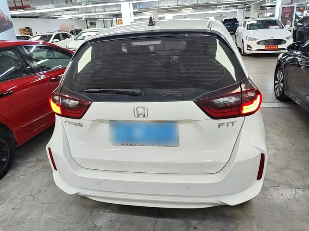 Honda Fit — фото 6