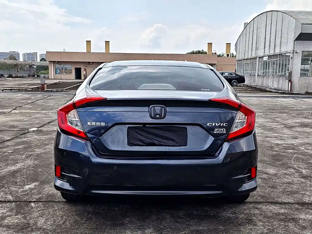 Honda Civic — фото 13