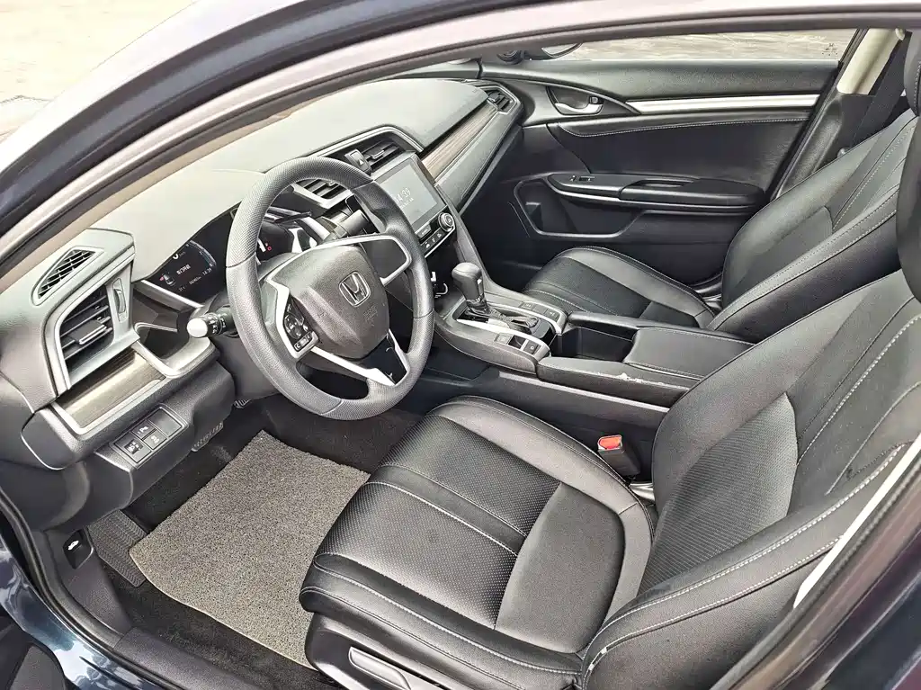 Honda Civic — фото 6
