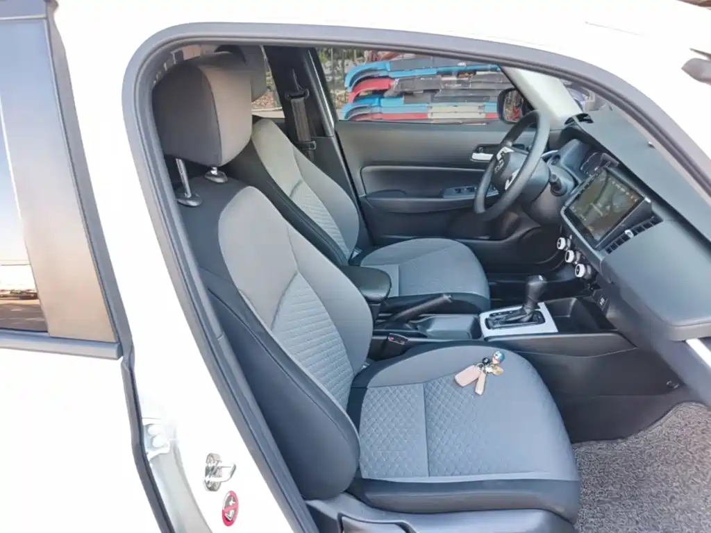 Honda Fit — фото 25