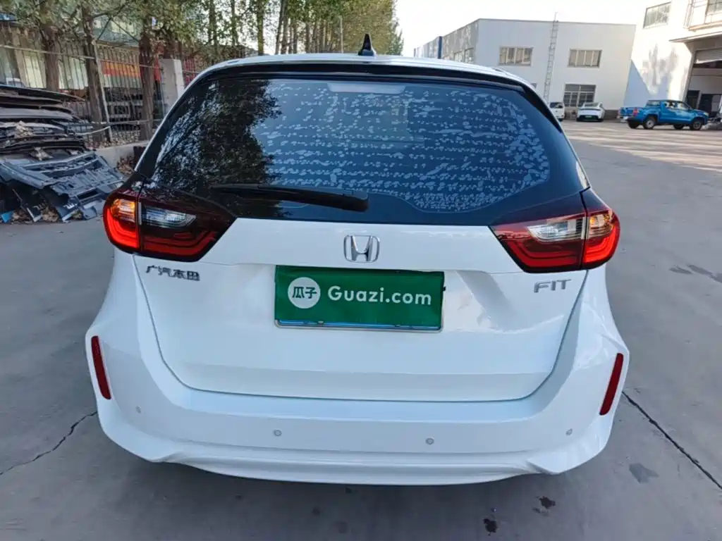 Honda Fit — фото 6