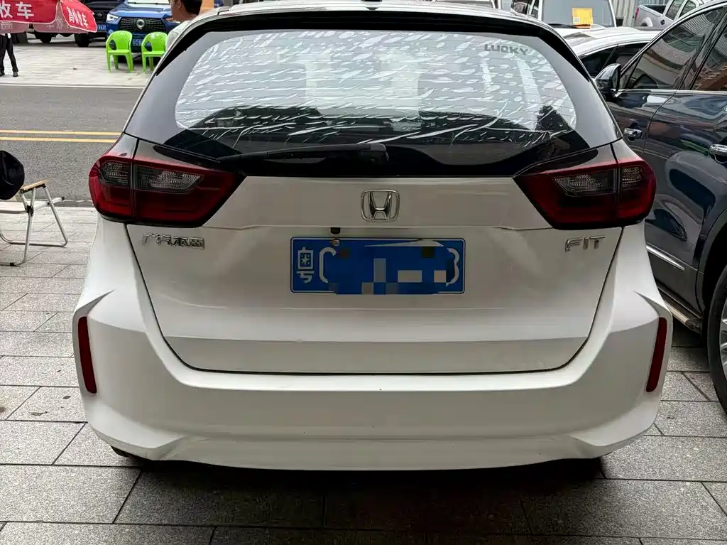 Honda Fit — фото 3