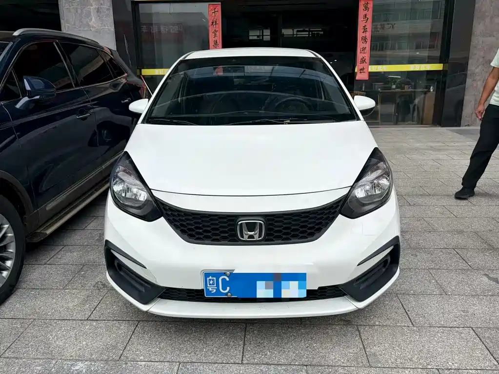 Honda Fit — фото 4
