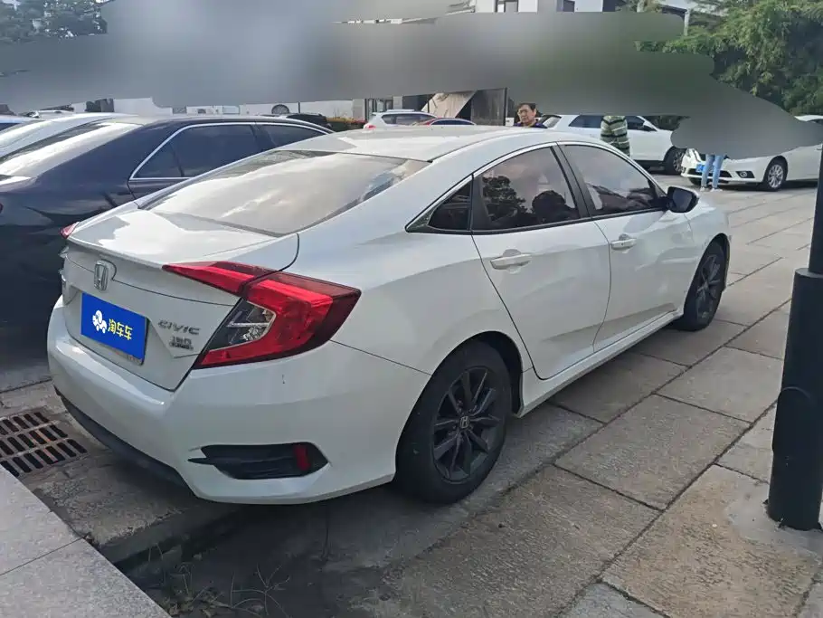 Honda Civic — фото 3