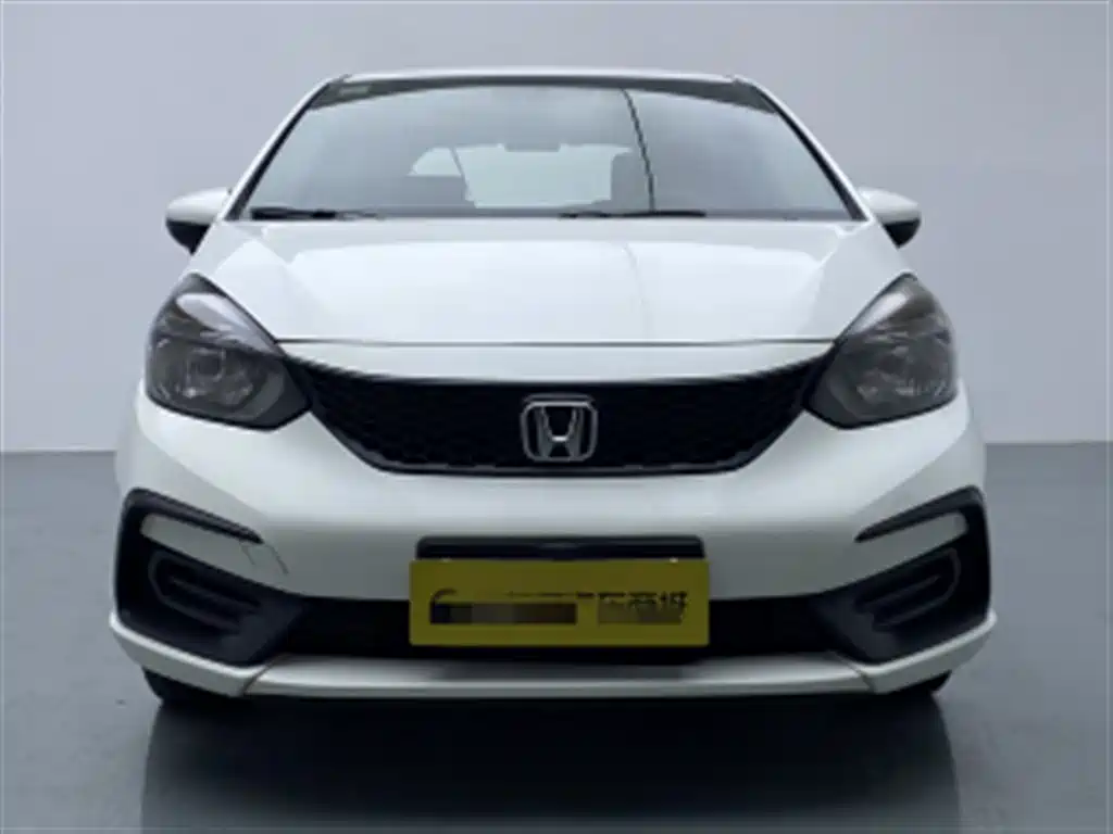 Honda Fit — фото 10