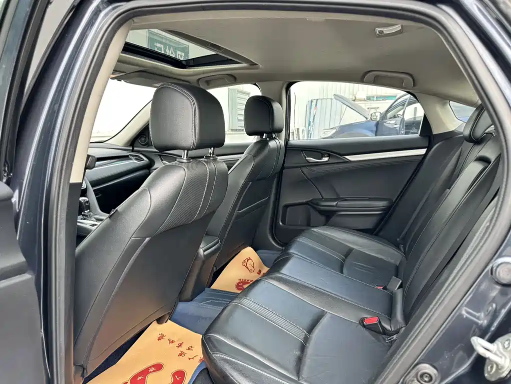 Honda Civic — фото 6