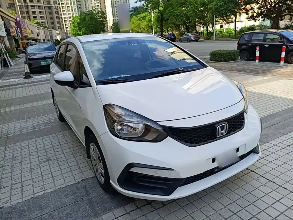Honda Fit — фото 4