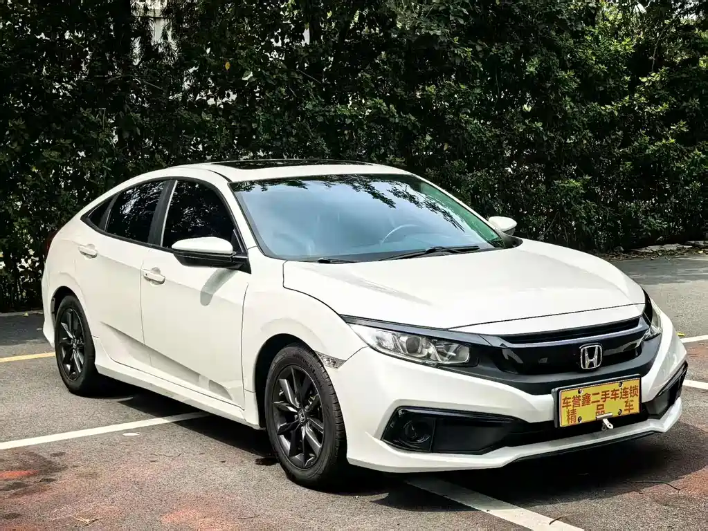 Honda Civic — фото 3