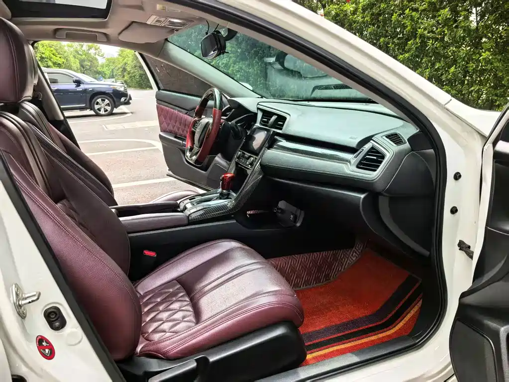 Honda Civic — фото 6