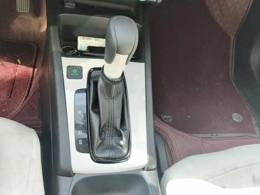 Honda Fit — фото 16