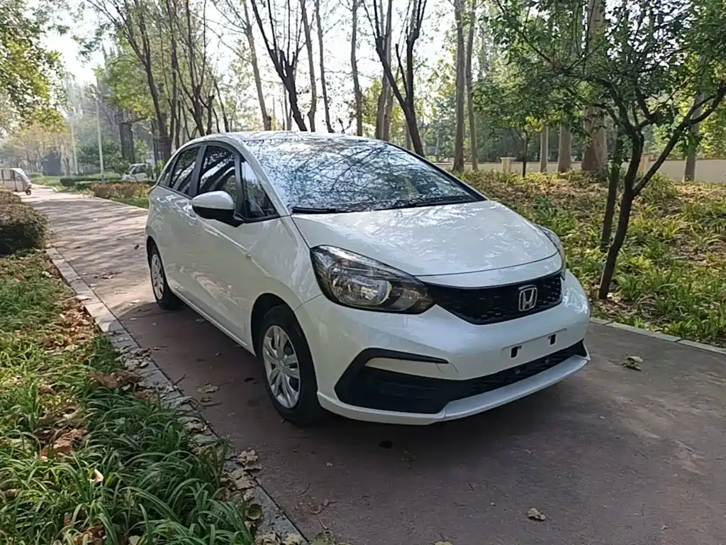 Honda Fit — фото 4