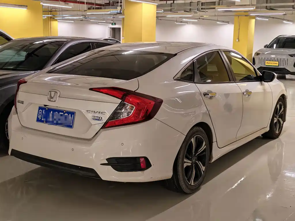 Honda Civic — фото 4