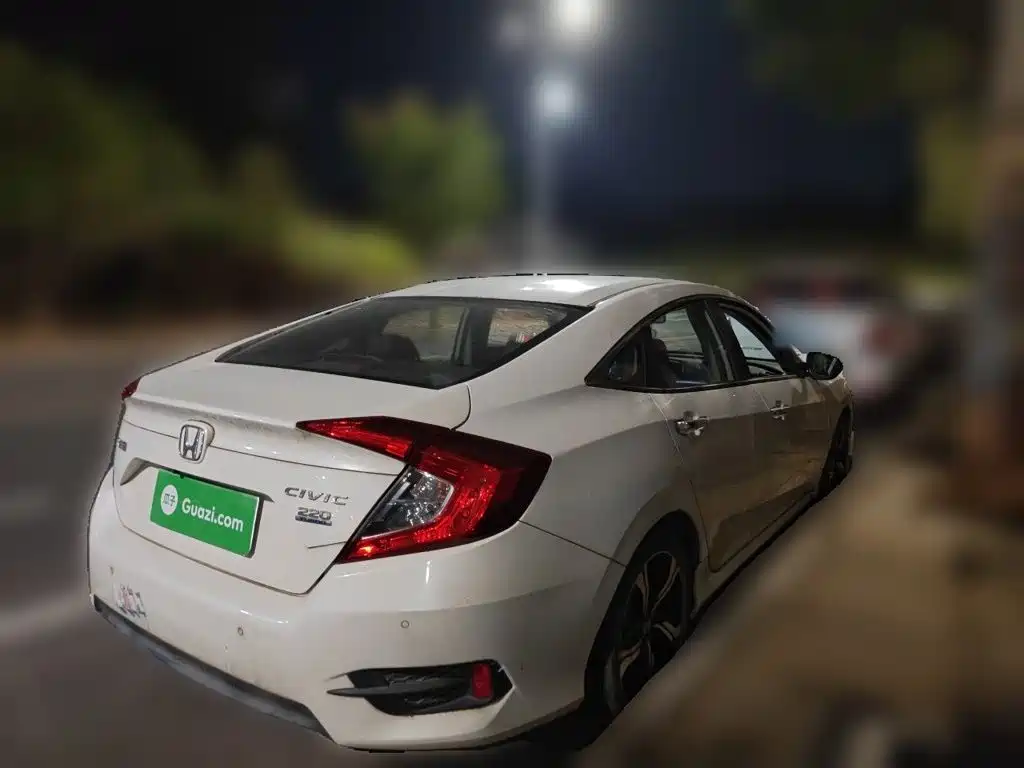 Honda Civic — фото 6