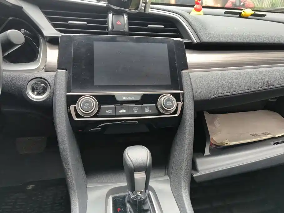 Honda Civic — фото 13