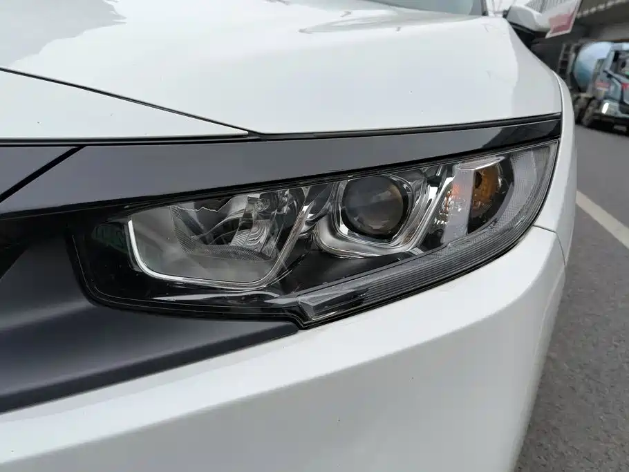 Honda Civic — фото 5
