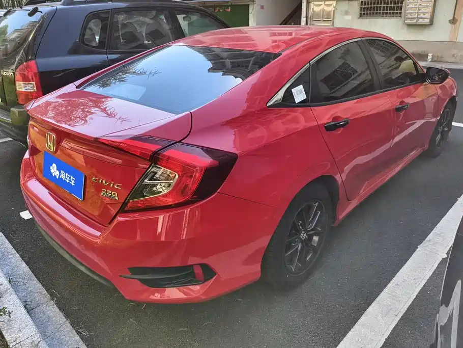 Honda Civic — фото 3