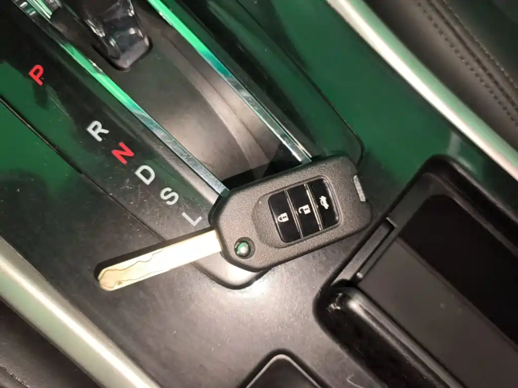 Honda Accord — фото 9