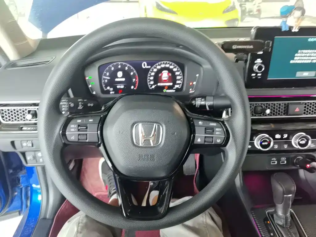 Honda Civic — фото 11