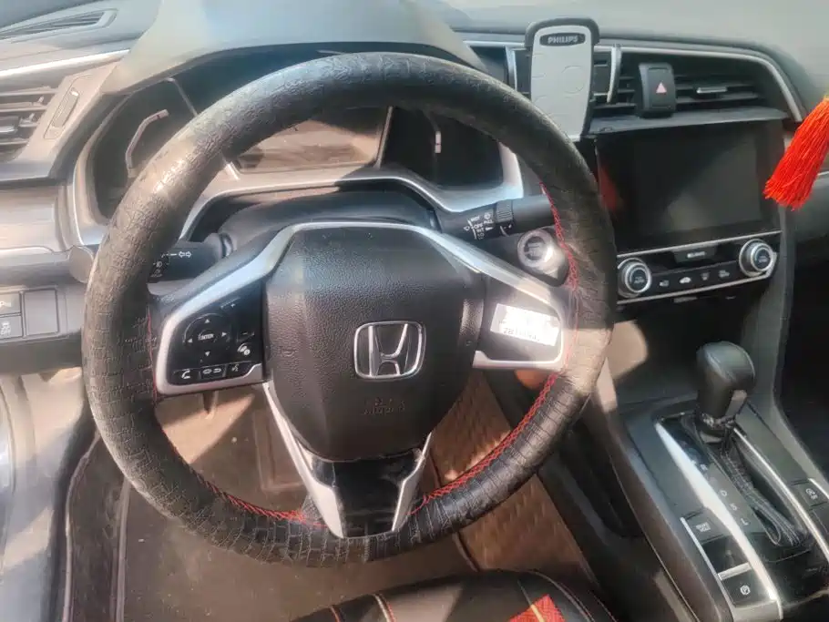 Honda Civic — фото 15