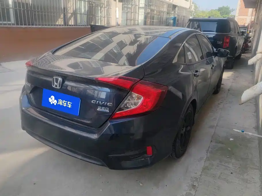 Honda Civic — фото 3