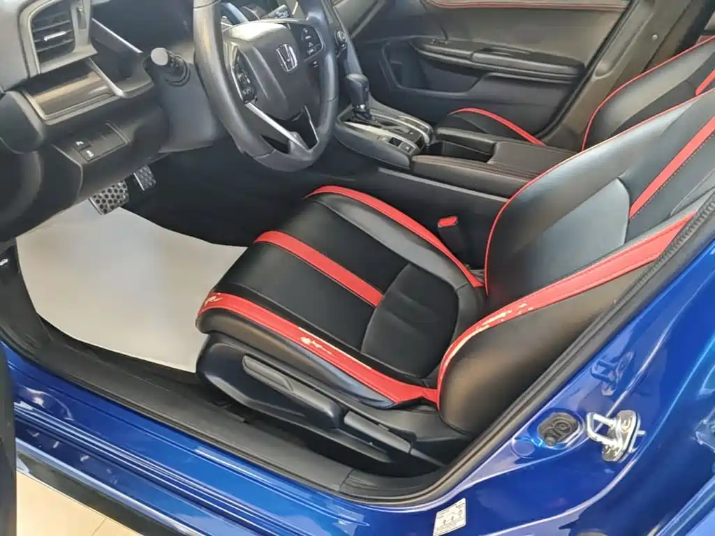 Honda Civic — фото 15