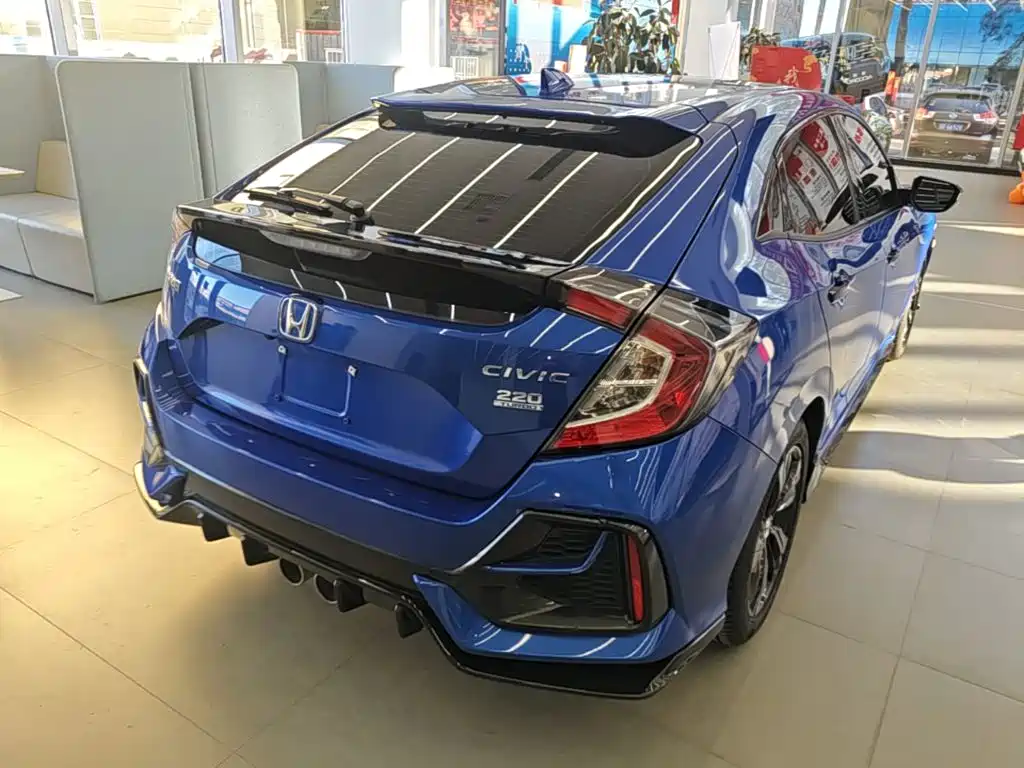 Honda Civic — фото 7