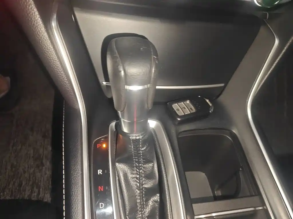 Honda Inspire — фото 10