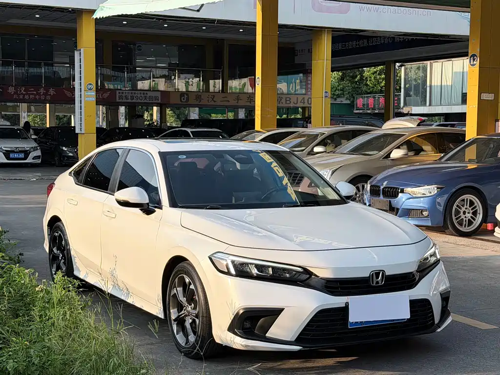 Honda Civic — фото 3