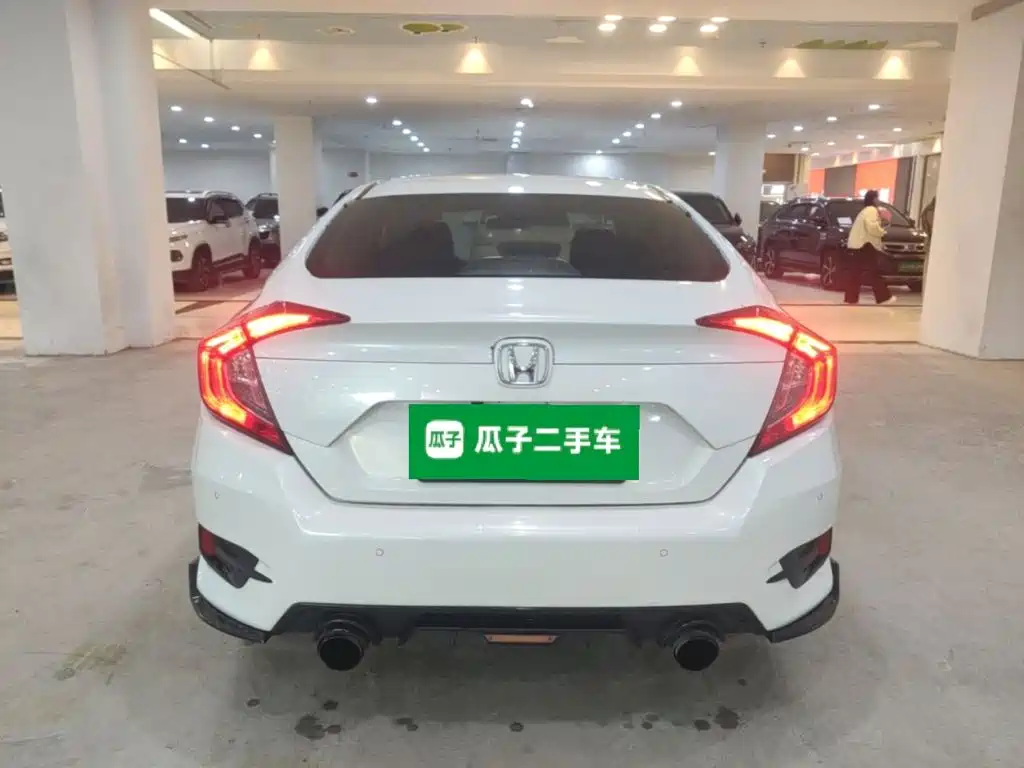 Honda Civic — фото 6