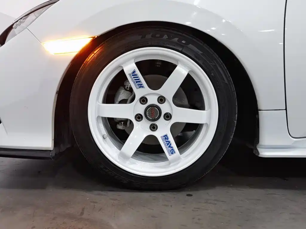 Honda Civic — фото 17