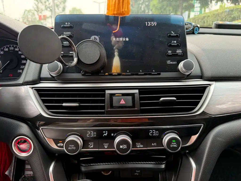 Honda Inspire — фото 10