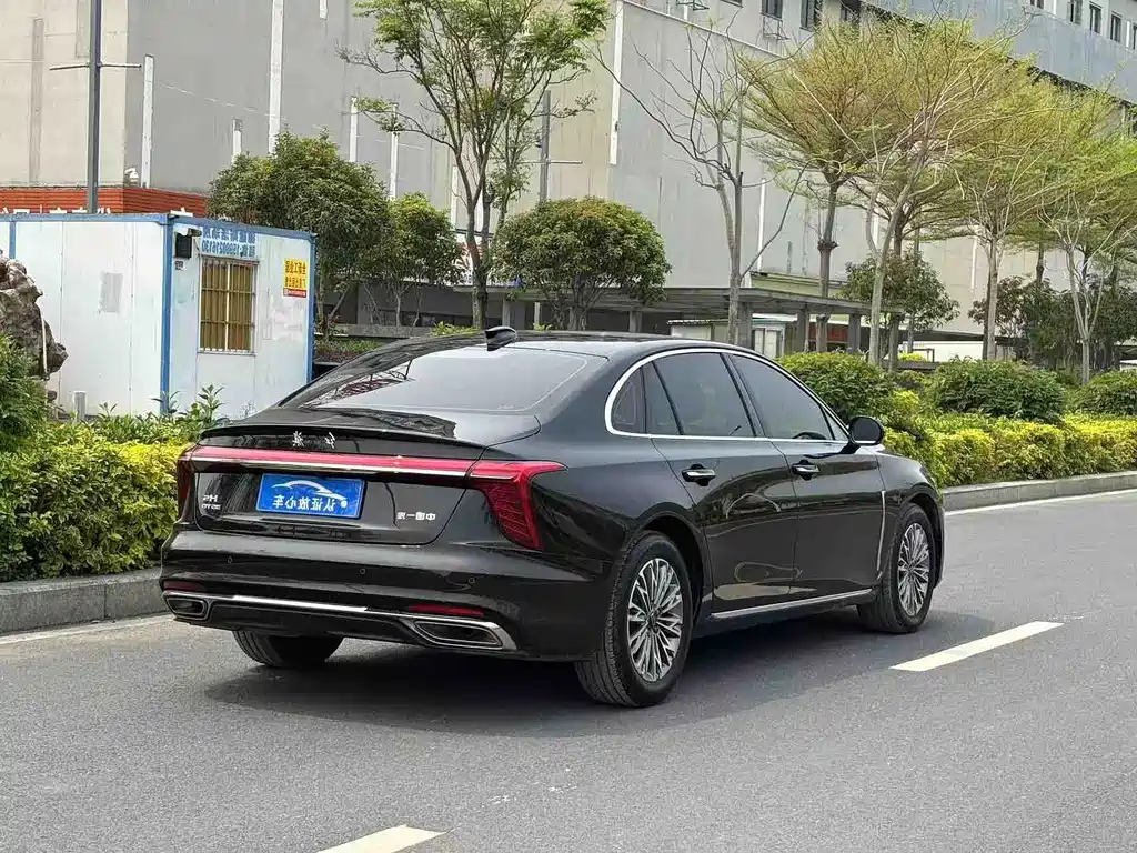 Hongqi Hongqi H5 — фото 5
