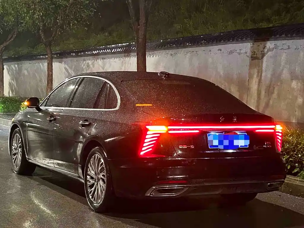 Hongqi Hongqi H5 — фото 5