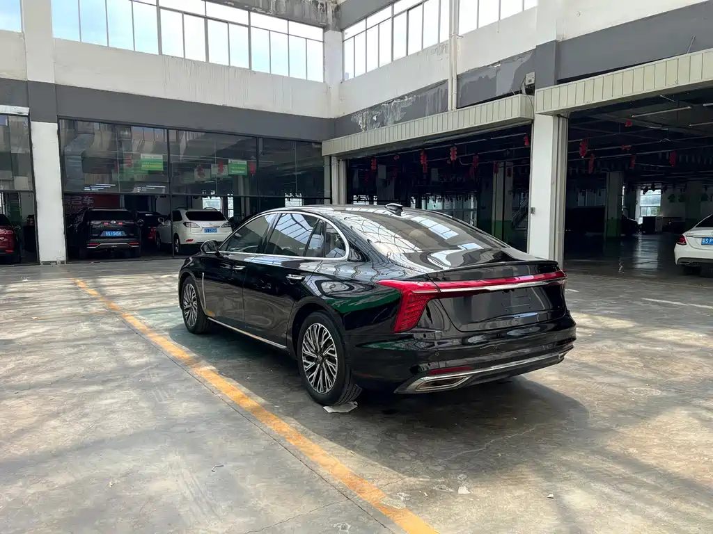 Hongqi Hongqi H5 — фото 10