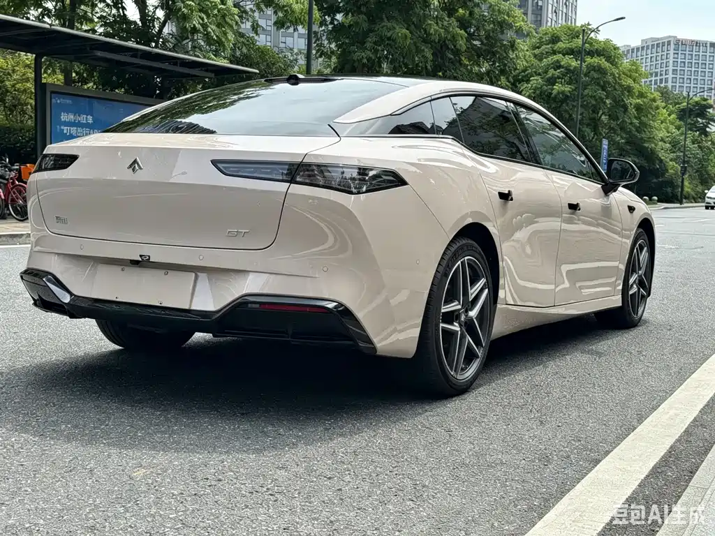 Hyper GT — фото 6