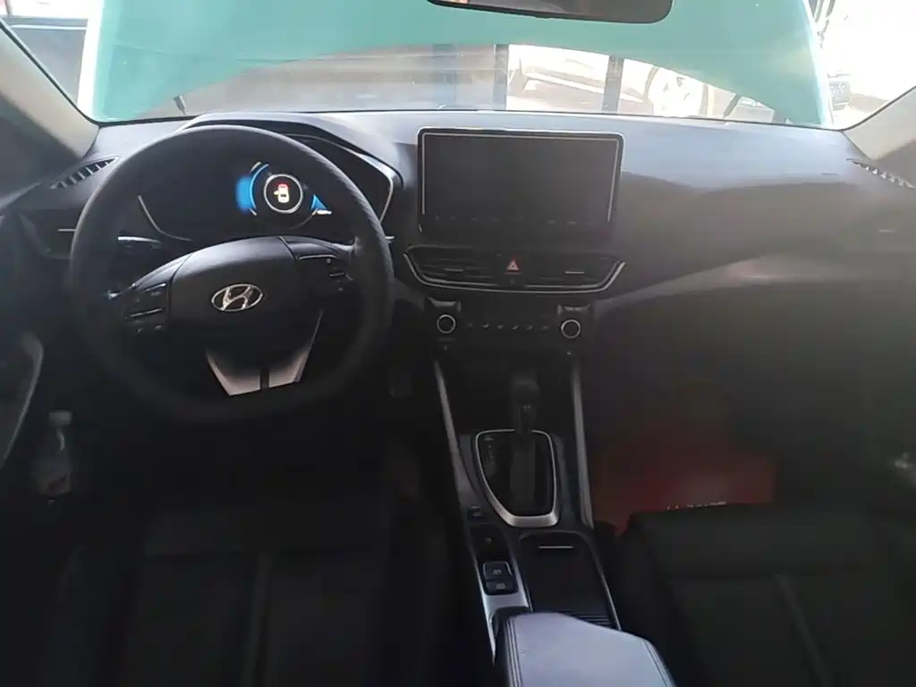 Hyundai Fista — фото 10