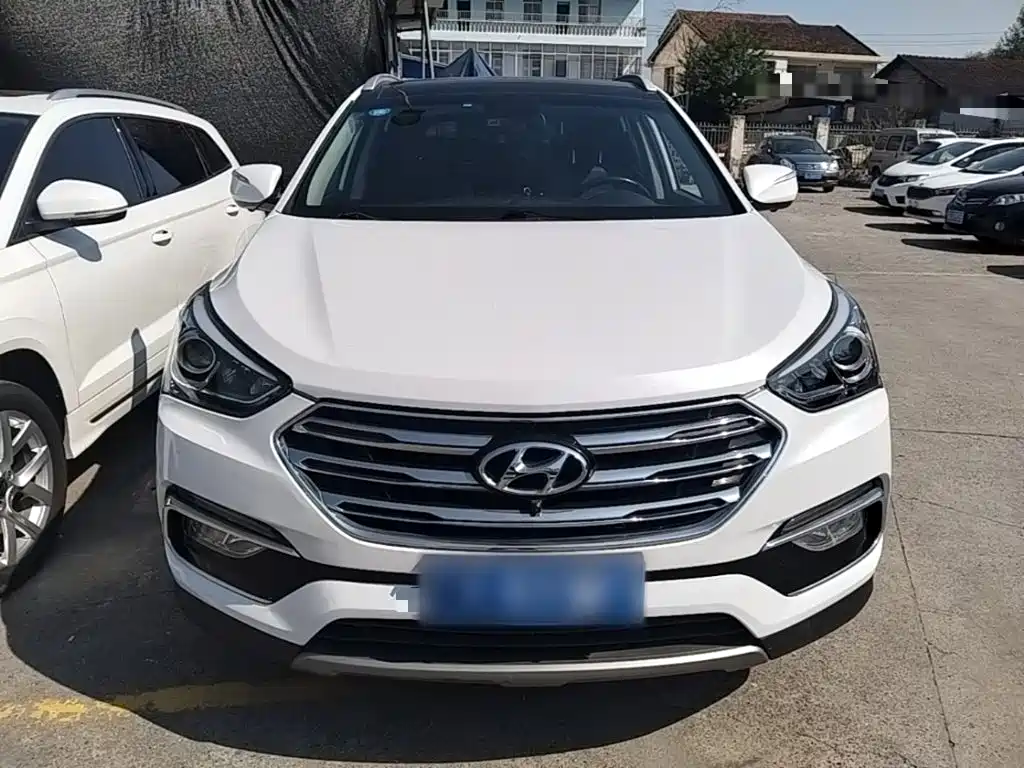 Hyundai Santa Fe — фото 3